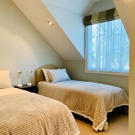 Tinkerbell Cottage 2-4 Bedroom- Russell Cottages Collection エクステリア 写真
